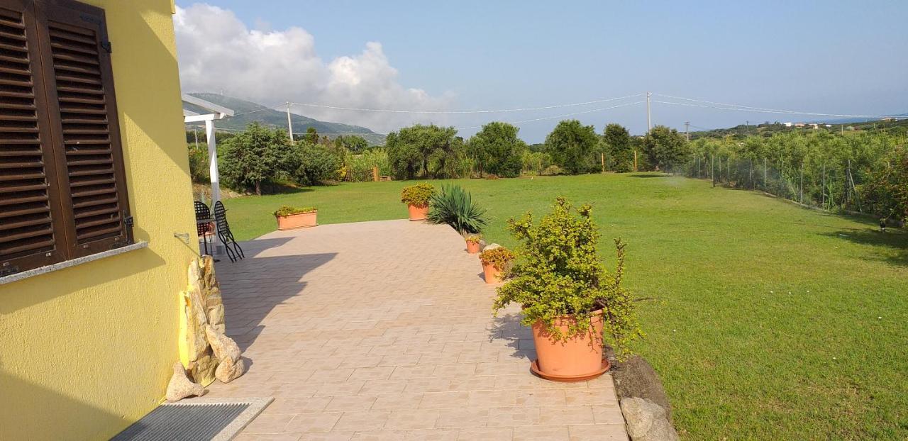 Villa Paola Valledoria  Exterior foto