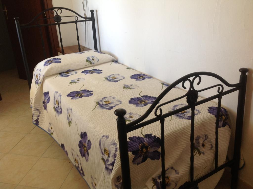 Villa Paola Valledoria  Zimmer foto
