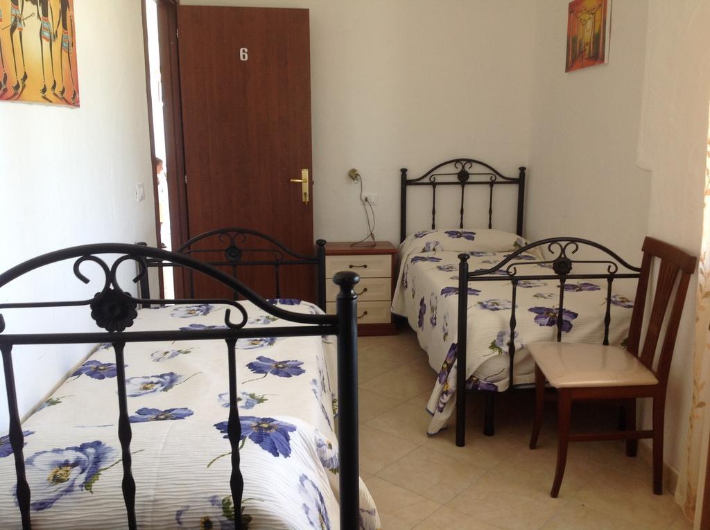 Villa Paola Valledoria  Zimmer foto